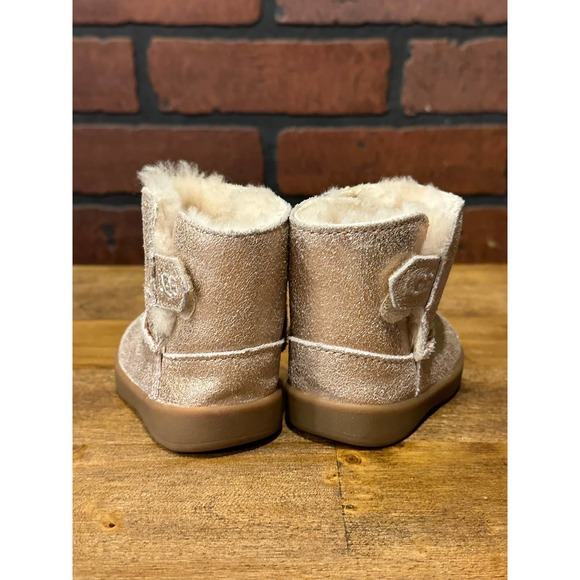Ugg Keelan Rose Gold Metallic Baby Ugg Boots Size 0/1 - Picture 3 of 8